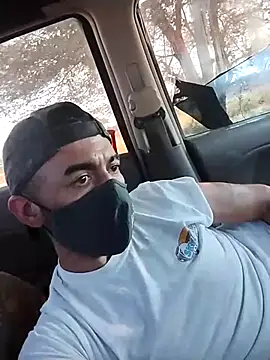 Snapshot of prettyboi6992 chatting on 4, 10, 2025 prettyboi6992 online show from 4, 10, 2025