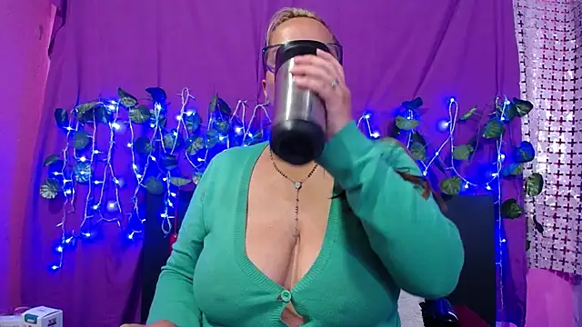 hazel 34 online show from 22, 2, 2025