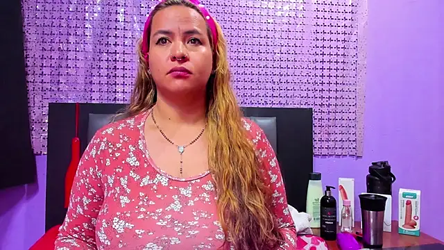 hazel 34 online show from 21, 3, 2025