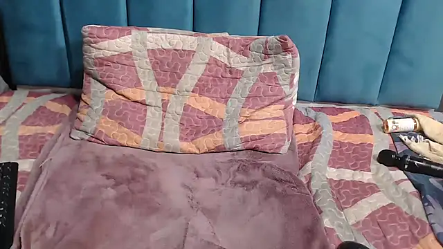 BLACKberry008 online show from 20, 2, 2025