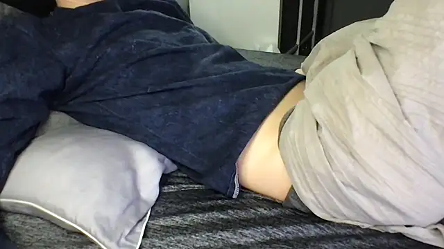 Thomas lovetolicku online show from 23, 1, 2025