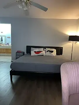 DestineeJayde online show from 17, 10, 2025