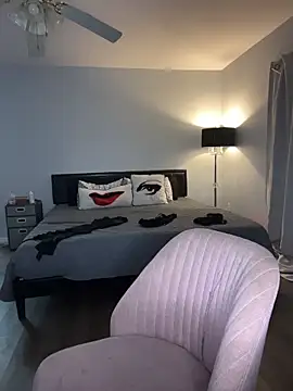 DestineeJayde online show from 20, 10, 2025