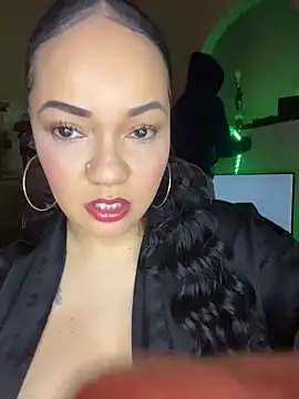 DestineeJayde online show from 27, 10, 2025