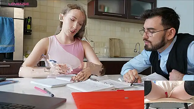 luxmuur online show from 9, 12, 2024