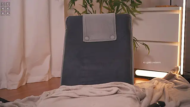 BellaGiaxx online show from 27, 9, 2025