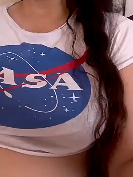 Snapshot of Zanoba-16 chatting on 9, 11, 2025 Zanoba-16 online show from 9, 11, 2025