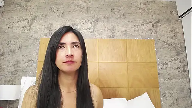 JainaRogers online show from 4, 10, 2025