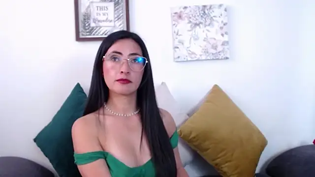 JainaRogers online show from 15, 7, 2026