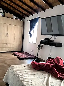 RachellGraham online show from 10, 3, 2025