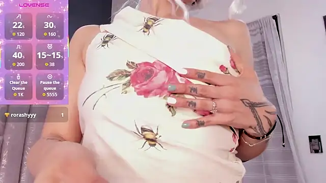 AnnieNasty online show from 13, 11, 2025