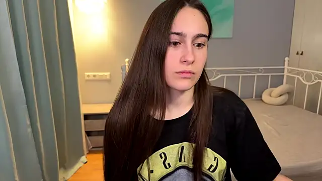 Snapshot of AliceKolltt chatting on 16, 6, 2026 AliceKolltt online show from 16, 6, 2026