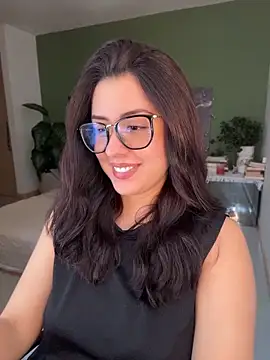 EmaSaenz online show from 17, 6, 2026