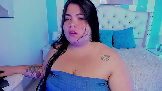 Snapshot of sobigcurvy4u chatting on 14, 12, 2024 sobigcurvy4u online show from 14, 12, 2024