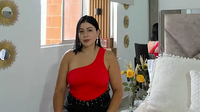 EmilyPeytonn online show from 7, 10, 2025