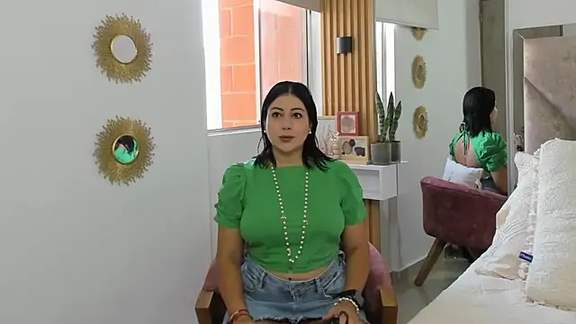 EmilyPeytonn online show from 22, 11, 2025