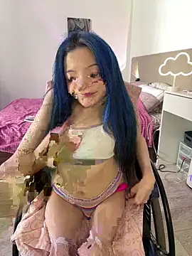MiniSophiaa online show from 25, 5, 2026