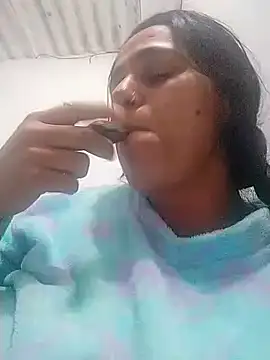 Snapshot of lovecandy_22 chatting on 5, 2, 2025 lovecandy 22 online show from 5, 2, 2025