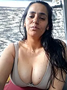 Snapshot of lovecandy_22 chatting on 24, 9, 2025 lovecandy 22 online show from 24, 9, 2025