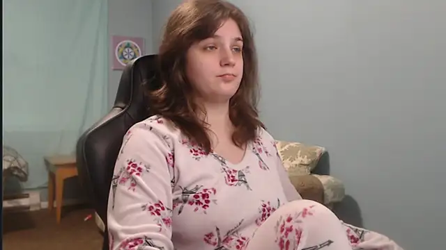 TreeJeanne online show from 5, 2, 2025