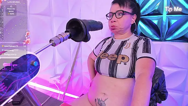 annie wigg online show from 21, 2, 2025