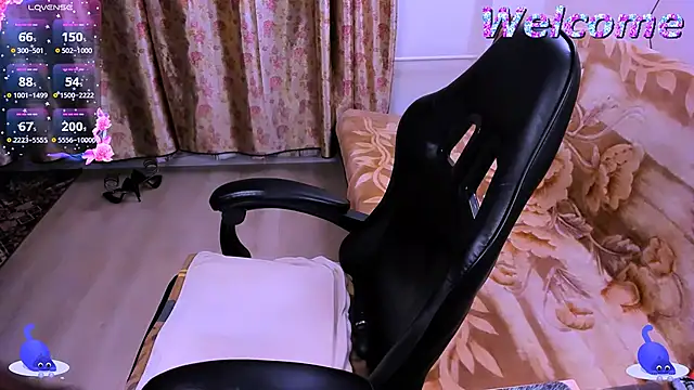 Snapshot of Sabrina_ONLY chatting on 13, 10, 2025 Sabrina ONLY online show from 13, 10, 2025