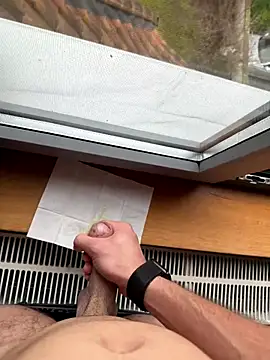 Snapshot of Siggidc2n chatting on 16, 12, 2025 Siggidc2n online show from 16, 12, 2025