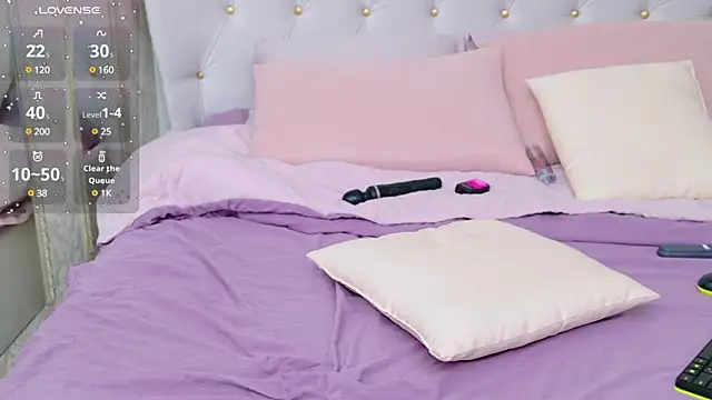 Snapshot of Damn_Bae_ chatting on 12, 3, 2025 Damn Bae online show from 12, 3, 2025