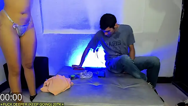 Threesome-no-mercy online show from 2, 2, 2026