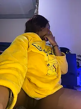 Cherrytowild online show from 13, 11, 2025