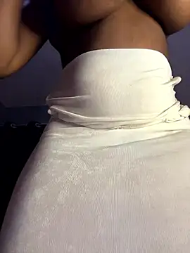 Cherrytowild online show from 8, 1, 2026