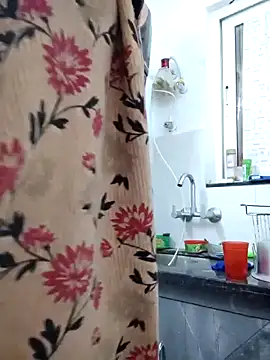 Snapshot of Aaradhya chatting on 15, 12, 2024 Aaradhya online show from 15, 12, 2024