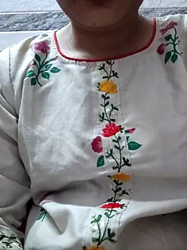 Snapshot of Aaradhya chatting on 13, 2, 2025 Aaradhya online show from 13, 2, 2025