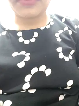 Snapshot of Aaradhya chatting on 3, 3, 2025 Aaradhya online show from 3, 3, 2025