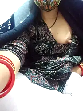 Snapshot of Aaradhya chatting on 18, 12, 2025 Aaradhya online show from 18, 12, 2025