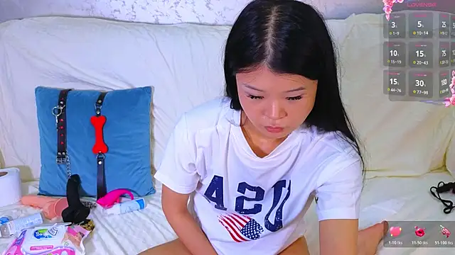 Tina Kim  online show from 28, 7, 2026