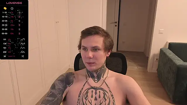 Snapshot of Lechery_boy chatting on 4, 4, 2026 Lechery boy online show from 4, 4, 2026