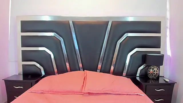 Snapshot of NinnaVous chatting on 14, 1, 2025 NinnaVous online show from 14, 1, 2025