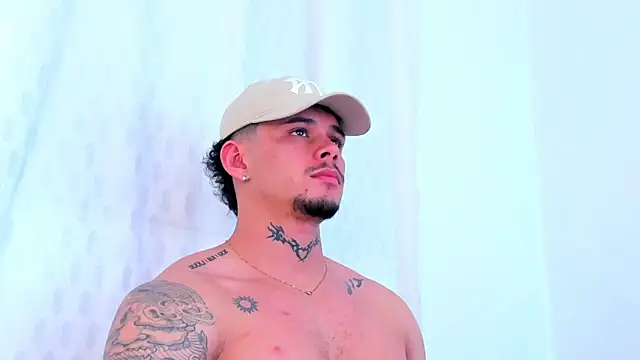 NoahhBrown online show from 1, 10, 2025