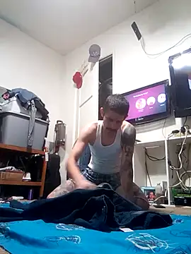 LongDickZee562 online show from 10, 3, 2025