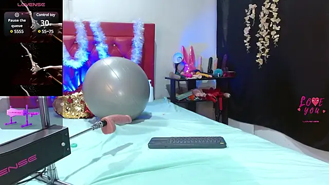 cleopatraa online show from 12, 1, 2025