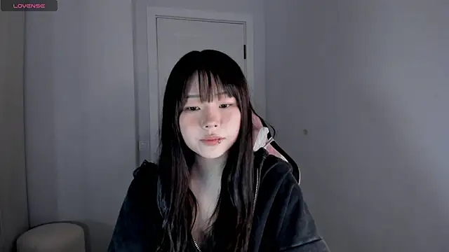 hee young11 online show from 24, 10, 2025