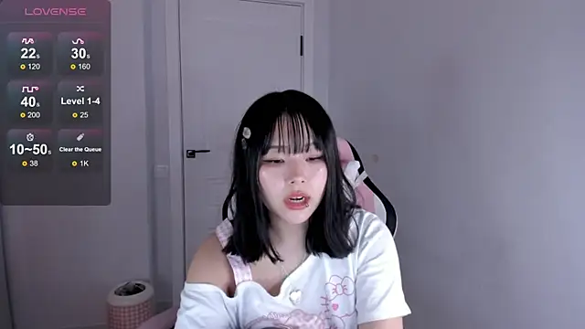 hee young11 online show from 3, 12, 2025