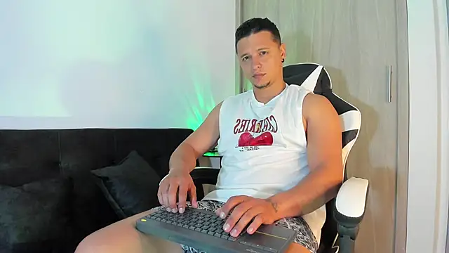 MITCHELL BURNS online show from 25, 11, 2025