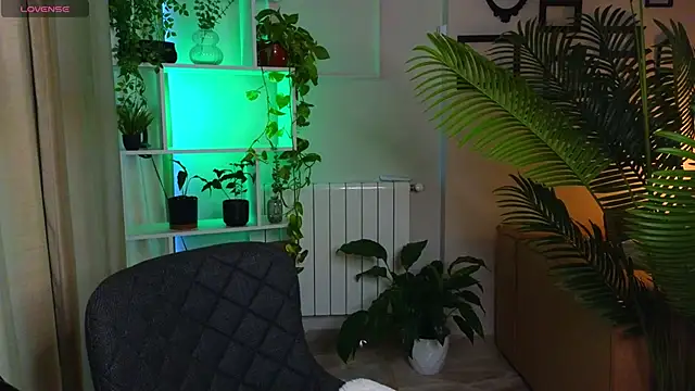 Lina-hill online show from 5, 11, 2025