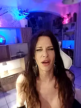 Snapshot of Luna_Kitanna chatting on 22, 3, 2025 Luna Kitanna online show from 22, 3, 2025