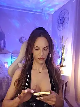 Snapshot of Luna_Kitanna chatting on 6, 6, 2026 Luna Kitanna online show from 6, 6, 2026
