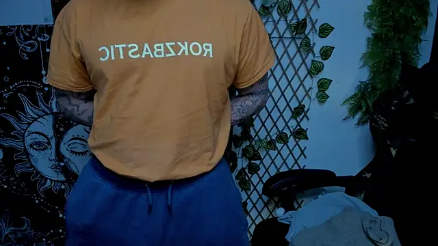 layneinchains online show from 4, 2, 2025