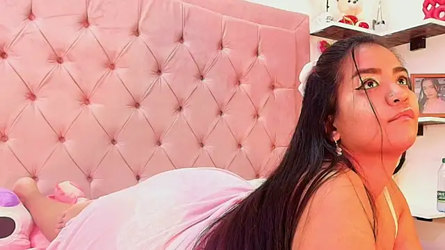 Snapshot of hannnasmith chatting on 11, 2, 2026 hannnasmith online show from 11, 2, 2026