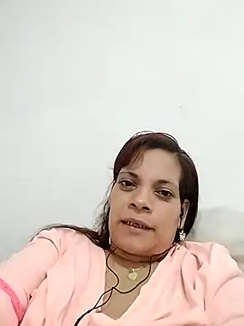 Snapshot of EscortRegina3535 chatting on 28, 11, 2025 EscortRegina3535 online show from 28, 11, 2025